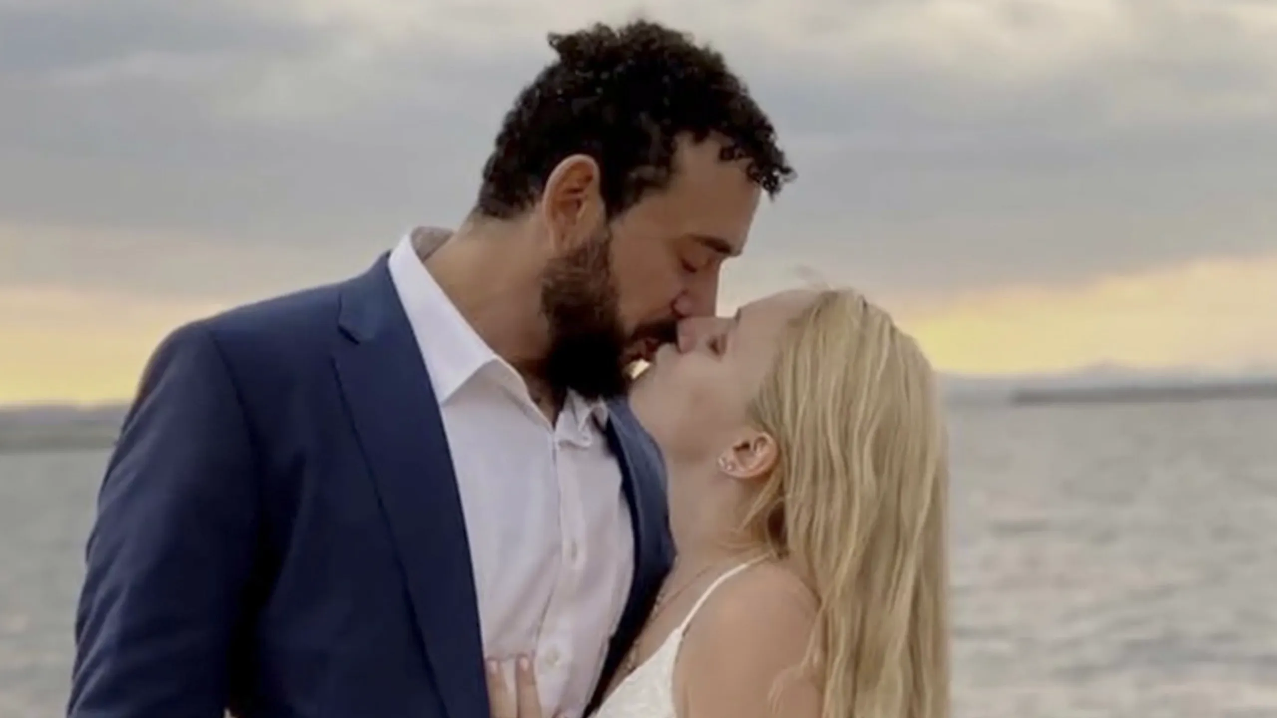 thumbnail - S1:E2 Where’s Emily?