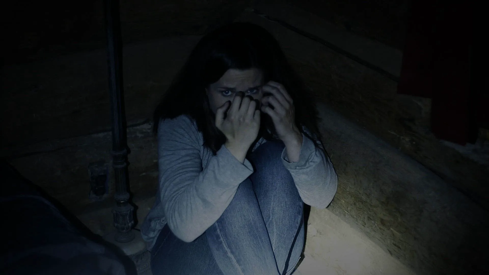 thumbnail - S3:E4 Dark Angel and Snowed In