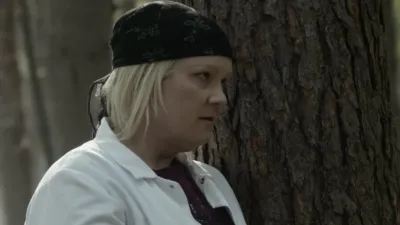 thumbnail - S2:E9 Ectogenesis