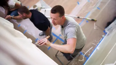 thumbnail - S4:E3 The Family Room Nobody Uses