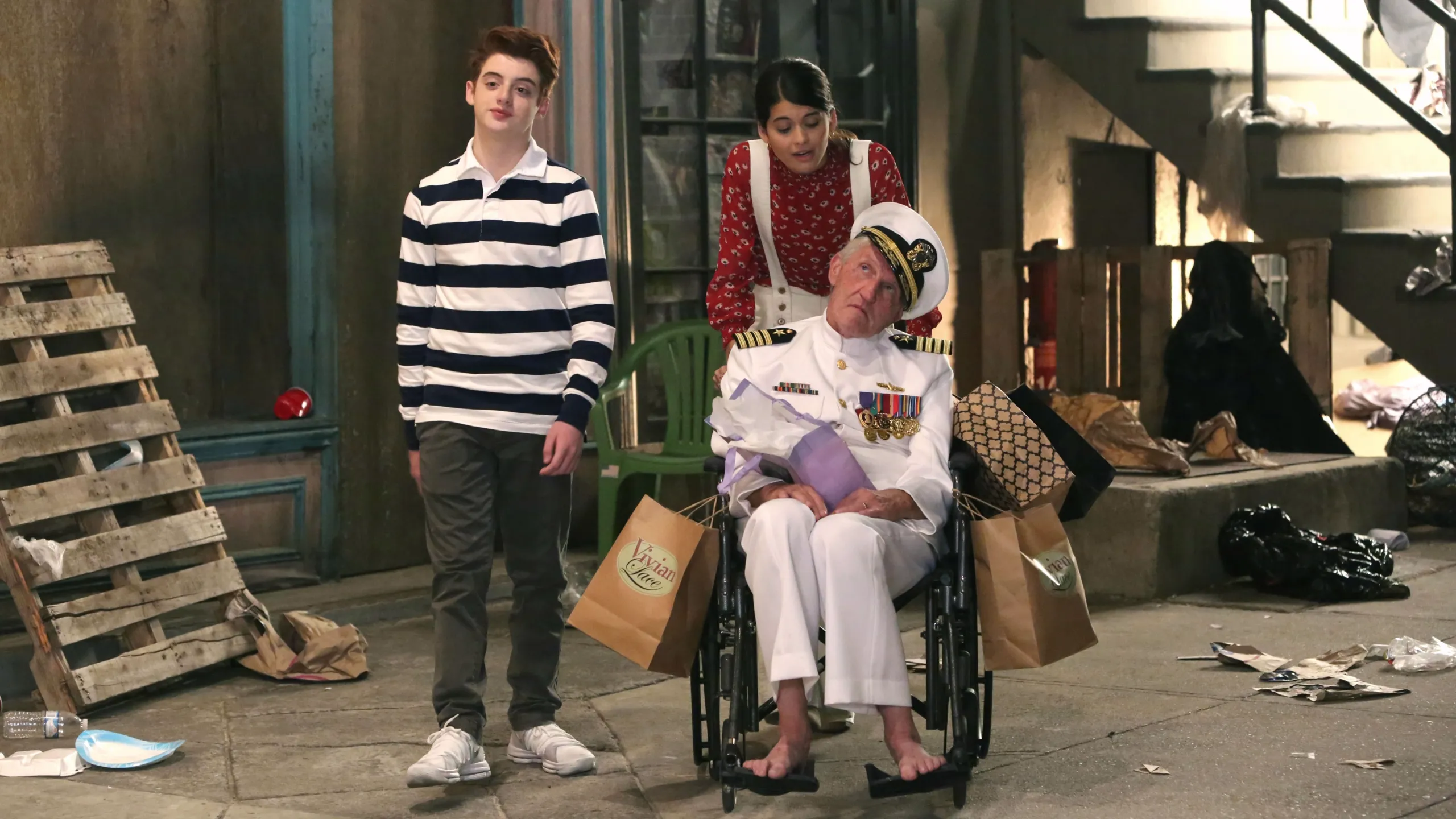 thumbnail - S2:E13 The Dump