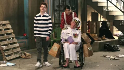 thumbnail - S2:E13 The Dump