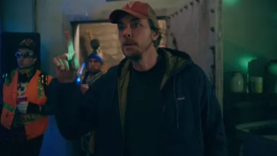 thumbnail - S2:E12 Bunker Down