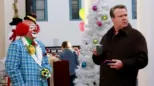 thumbnail - Modern Family S5:E10 Mon Beau Sapin