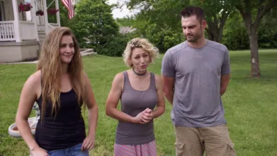 thumbnail - S1:E11 Chicken Coop