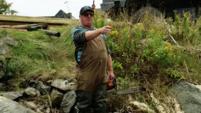 thumbnail - S3:E6 Wharf Speed