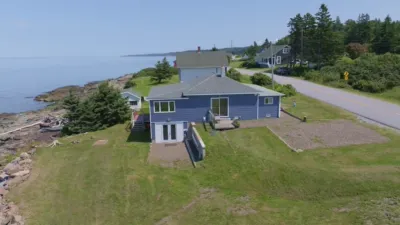 thumbnail - S1:E12 Dalene and Pete