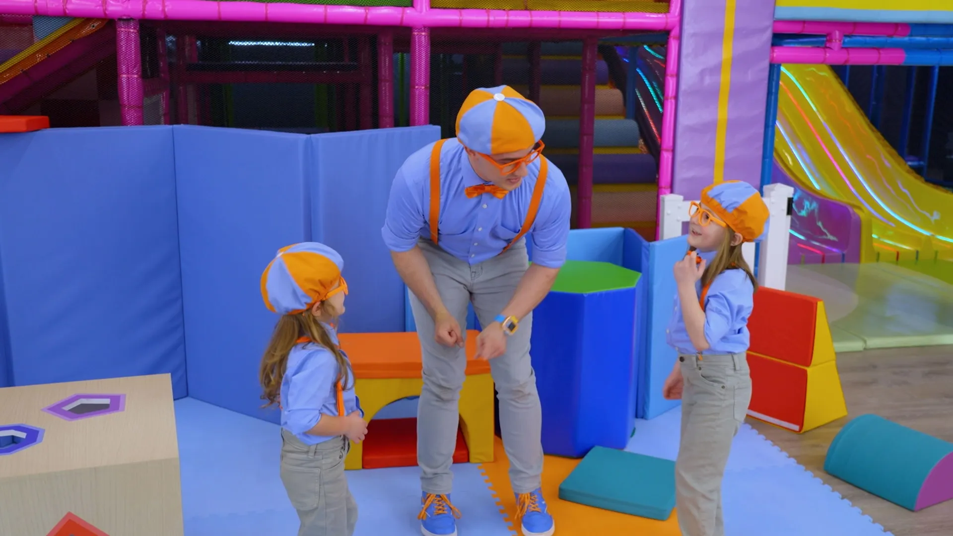 thumbnail - S1:E7 Blippi's Floor is Lava