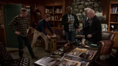 thumbnail - S9:E16 Parent-Normal Activity