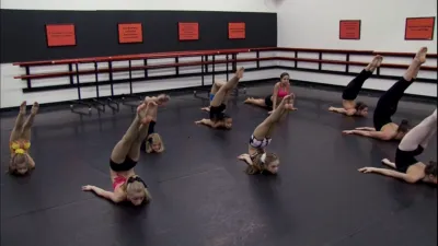 thumbnail - S1:E3 Cheerleader Blues