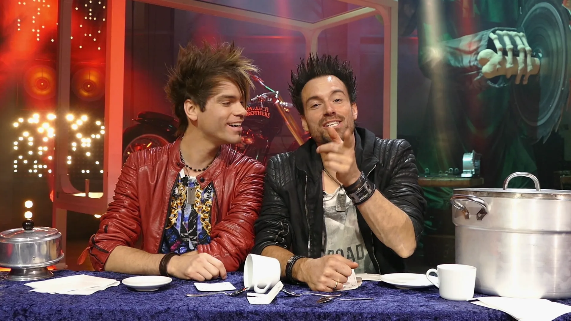 thumbnail - S2:E1 An die Topfe, fertig, lecker! with den Ehrlich Brothers