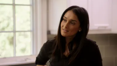 thumbnail - S1:E16 Who's Pregnant?