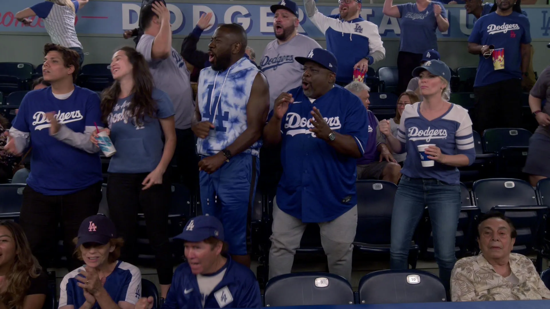 thumbnail - S5:E3 Welcome to the Ballgame