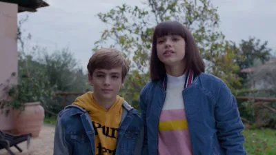 thumbnail - S1:E10 Escape From the Elsewhere