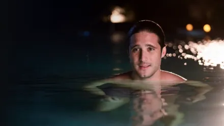 At Midnight: Un romance inesperado