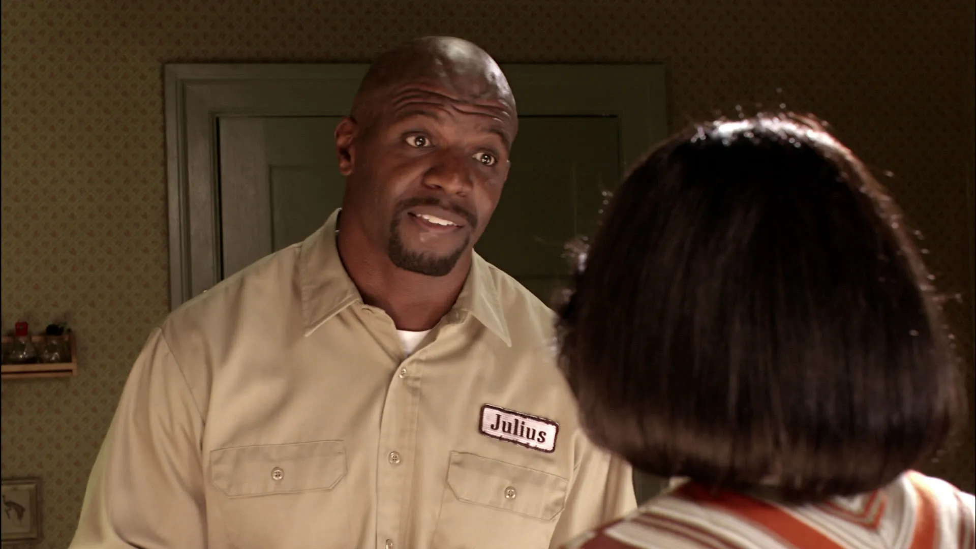 thumbnail - S1:E13 Everybody Hates Picture day