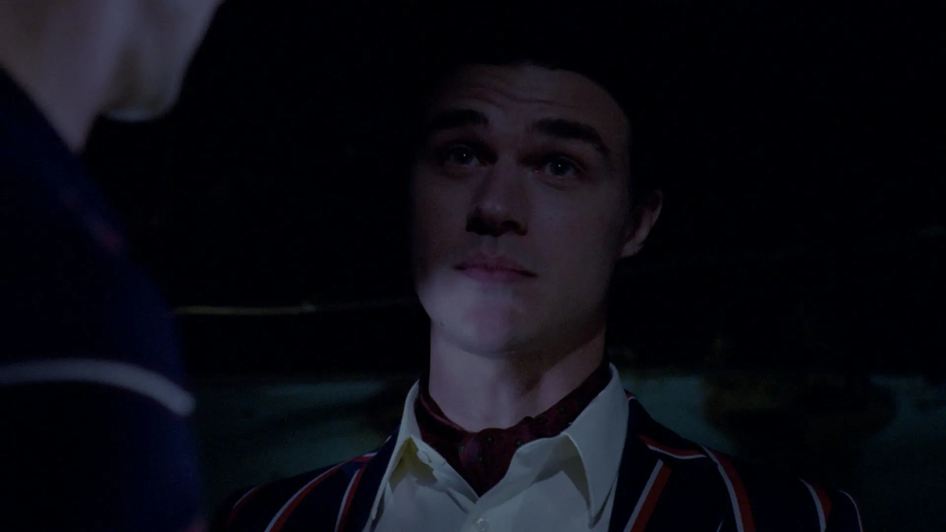 thumbnail - S4:E5 Freak Show: Pink Cupcakes