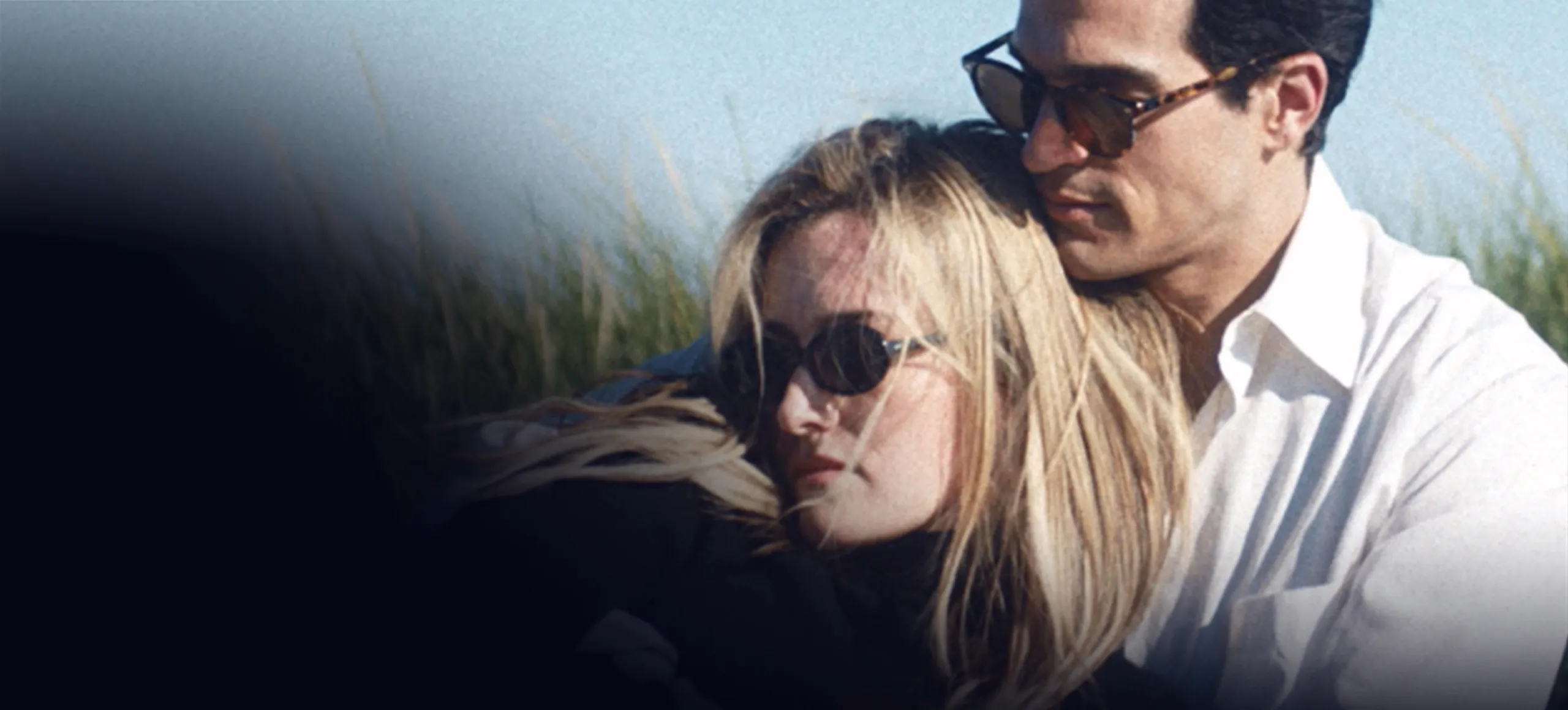 Scene from the show "Love Story: FX’s Love Story: John F. Kennedy Jr. & Carolyn Bessette"