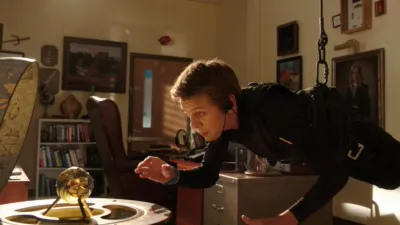 thumbnail - S3:E9 Closing Time