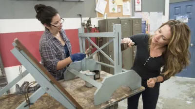 thumbnail - S13:E15 Flipping Neighbors