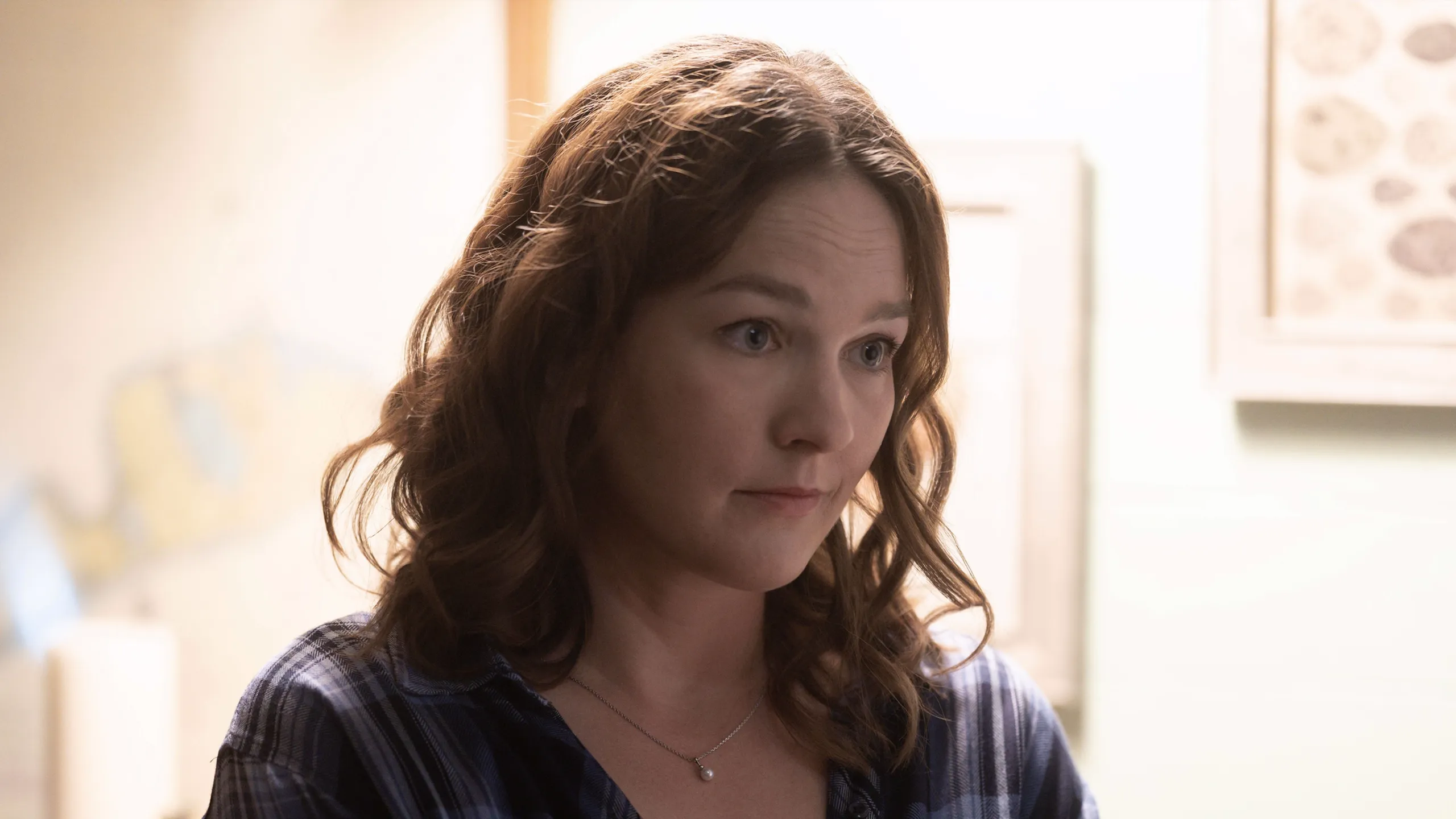 Virginia Kull as Sally Jackson in the Disney+ series Percy Jackson and the Olympians. 