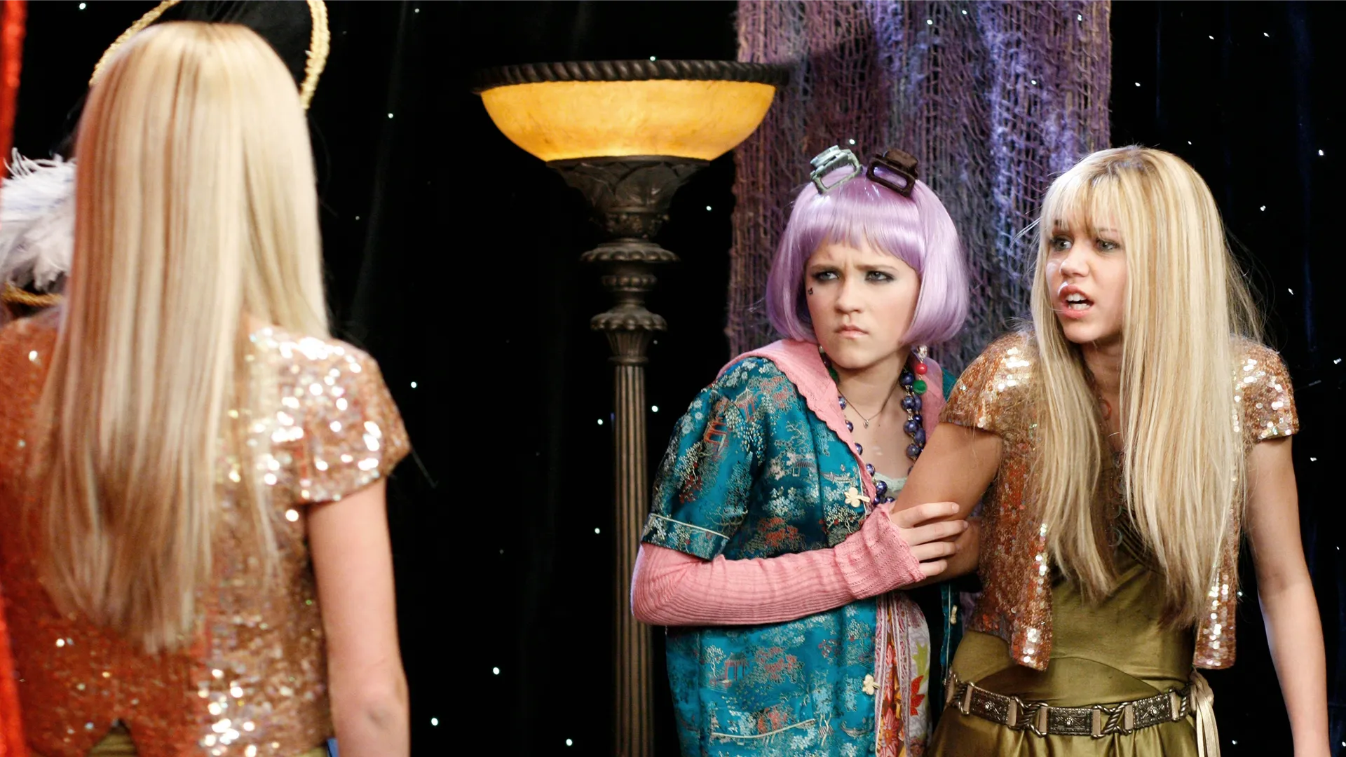 This image is from the Hannah Montana episode "Torn Between Two Hannahs," which first aired in 2006. 