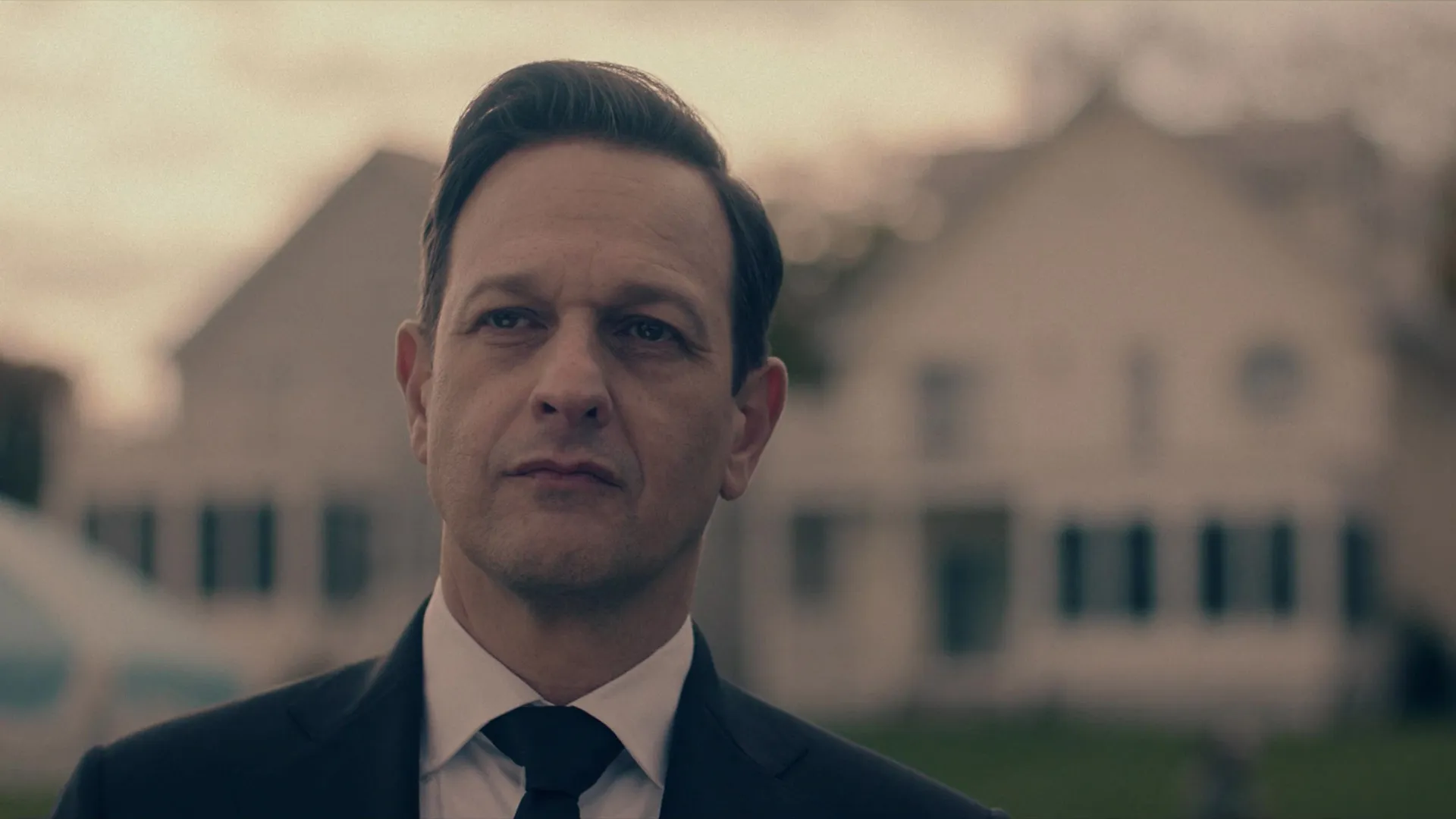 thumbnail - S6:E3 Devotion