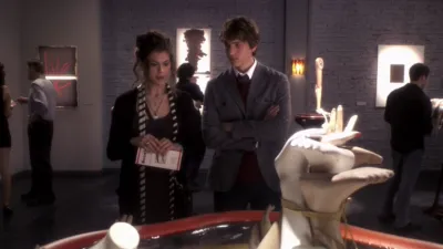 thumbnail - S2:E7 Just One Kiss