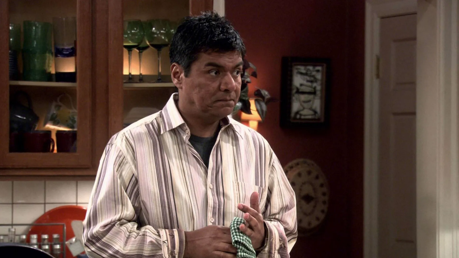 thumbnail - S4:E14 George Gets Assisterance