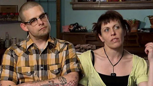 thumbnail - S5:E8 Brown / Neighbors