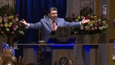 thumbnail - S1:E6 La Luz Del Mundo