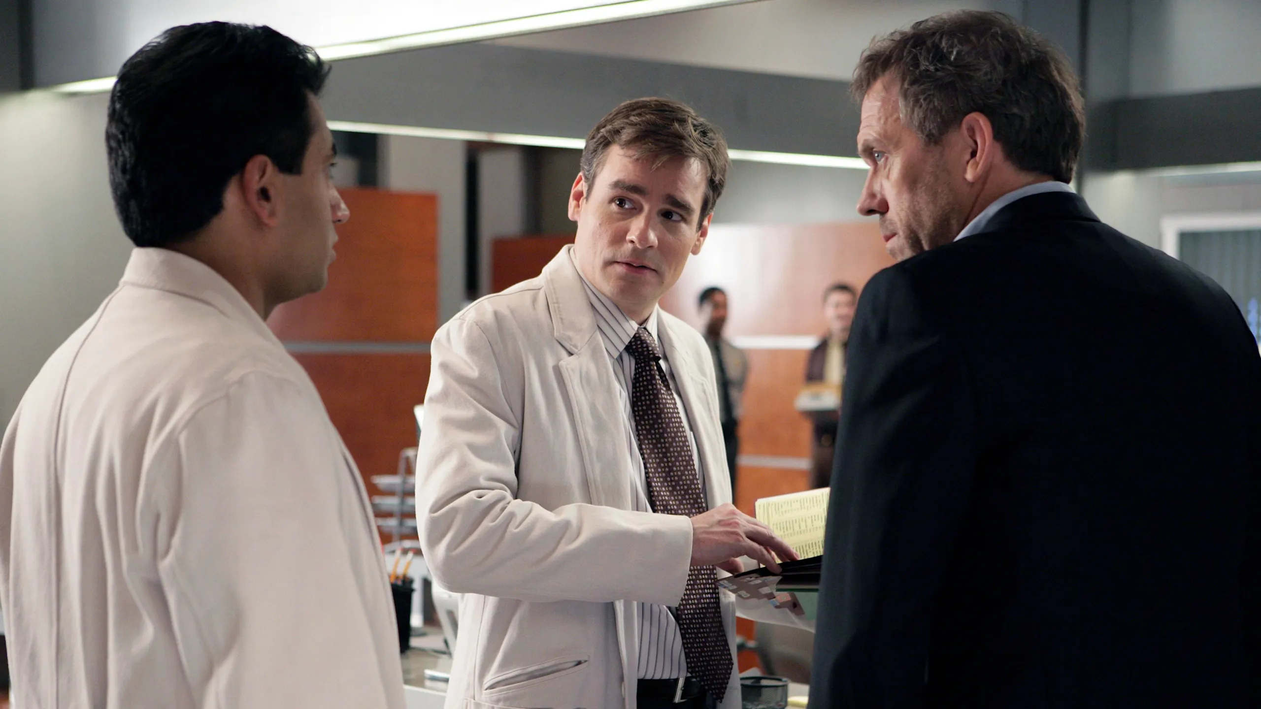 thumbnail - S5:E17 The Social Contract