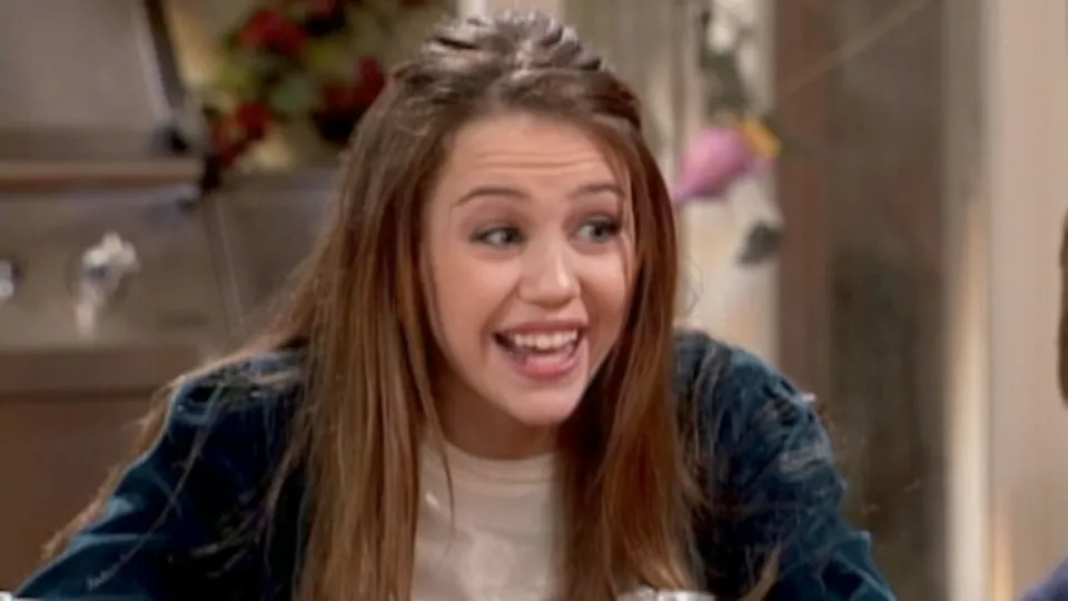 thumbnail - S1:E4 I Can't Make You Love Hannah If You Don't