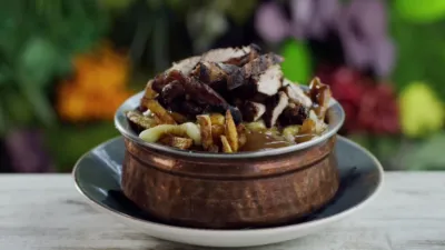 thumbnail - S3:E3 Love You a Brunch