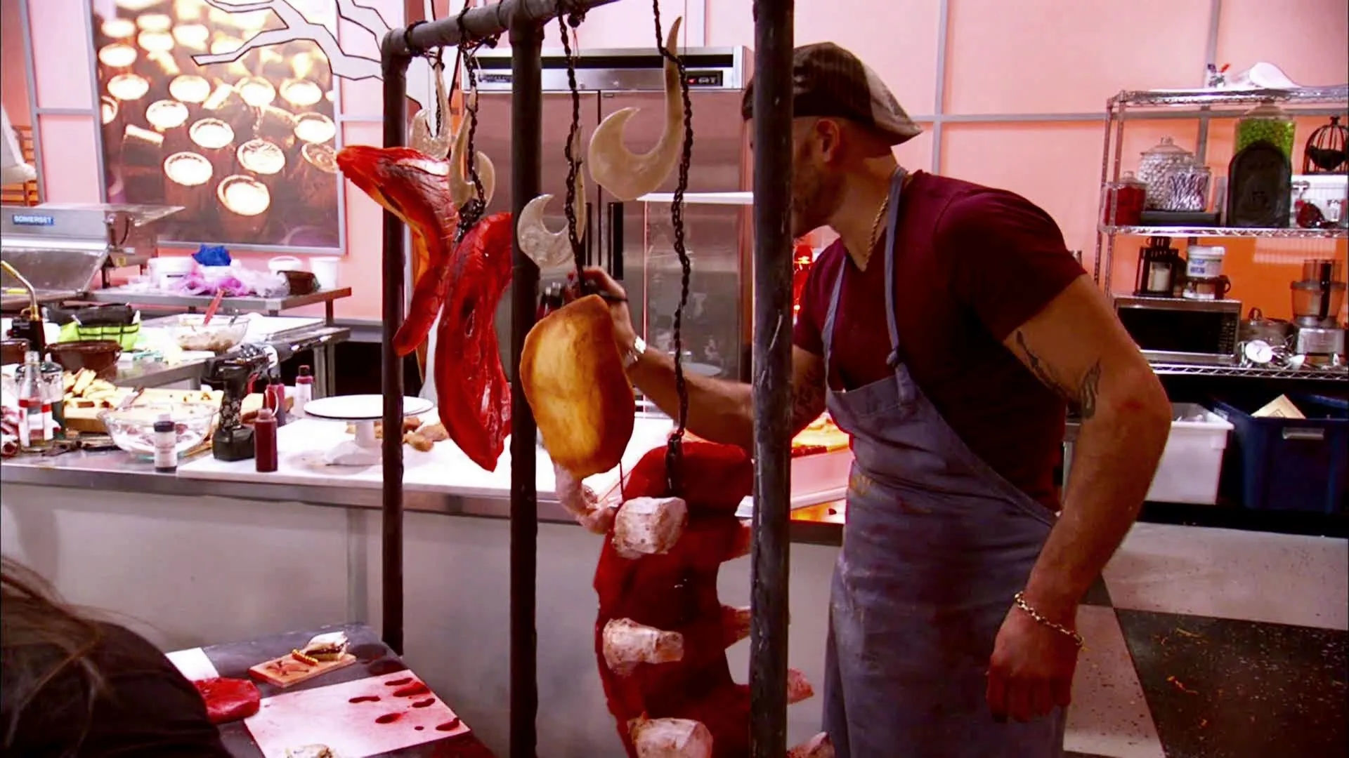 thumbnail - S3:E2 Twisted Nursery Rhymes