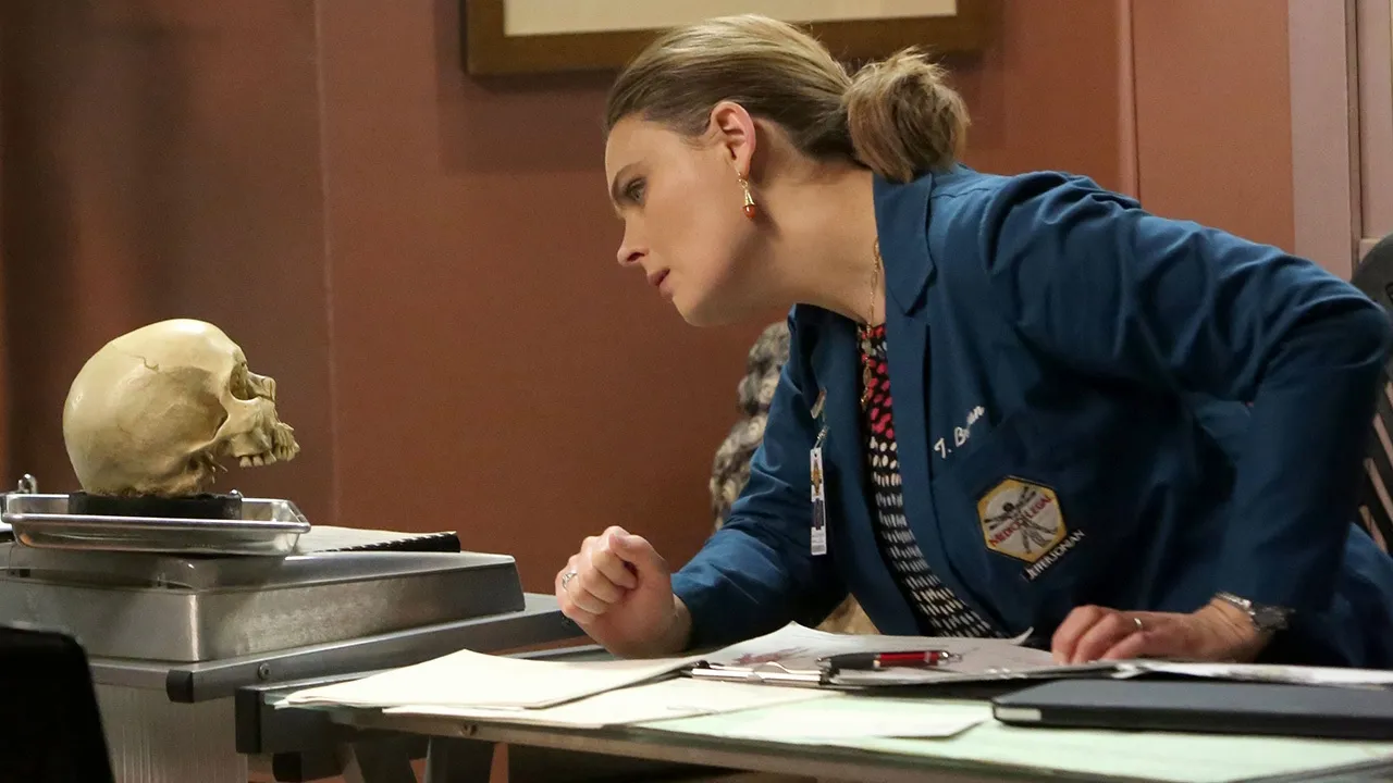 thumbnail - S11:E15 The Fight in the Fixer