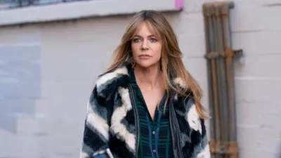 thumbnail - S1:E2 Dancers in the Dark