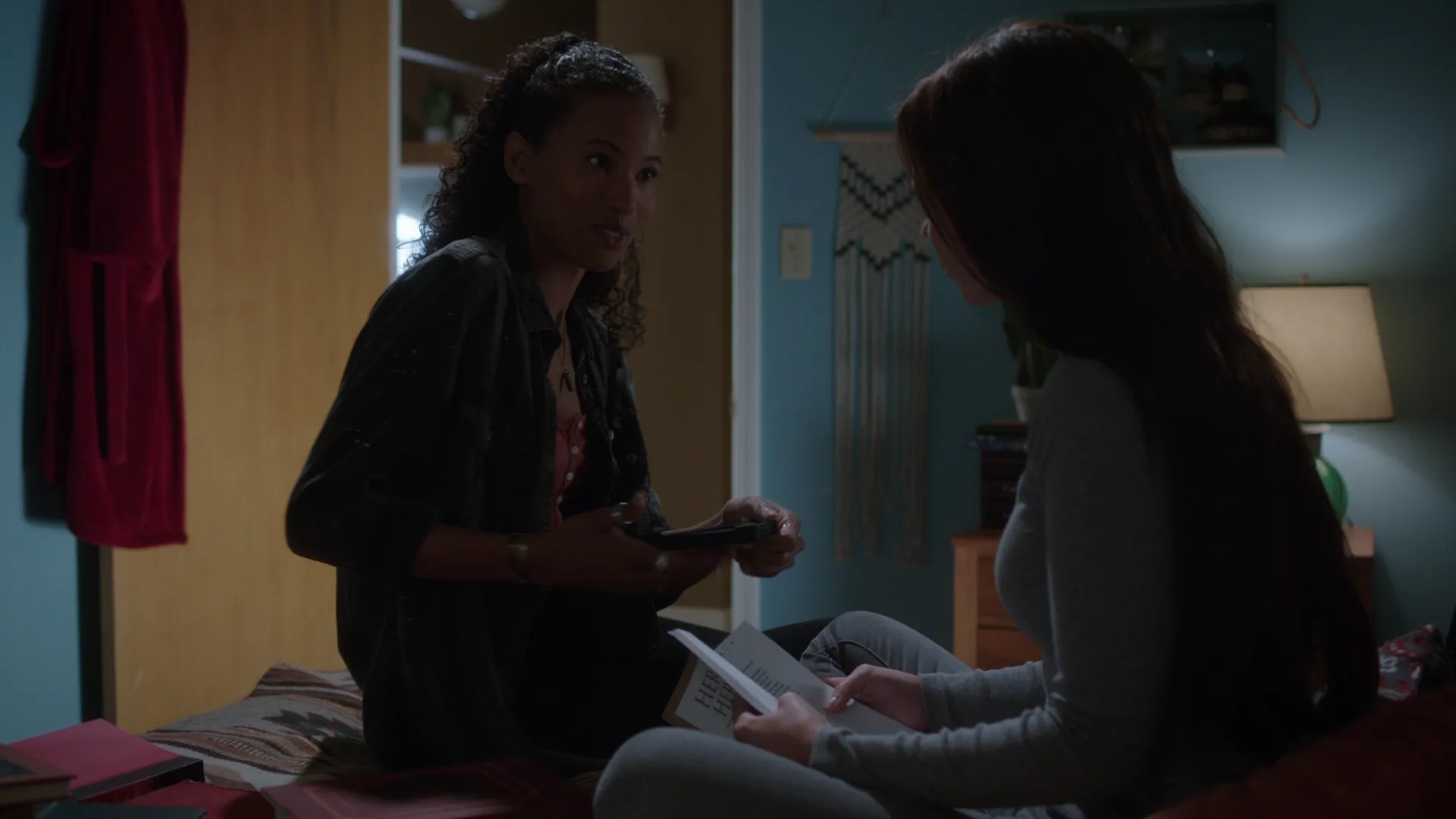 thumbnail - S3:E3 Survivor