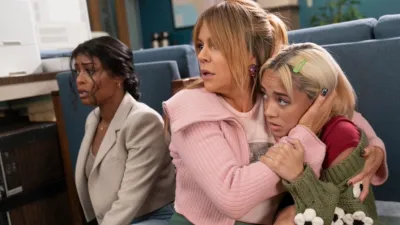 thumbnail - S1:E7 One of Us