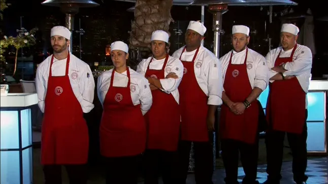 thumbnail - S2:E10 Top 12 Compete