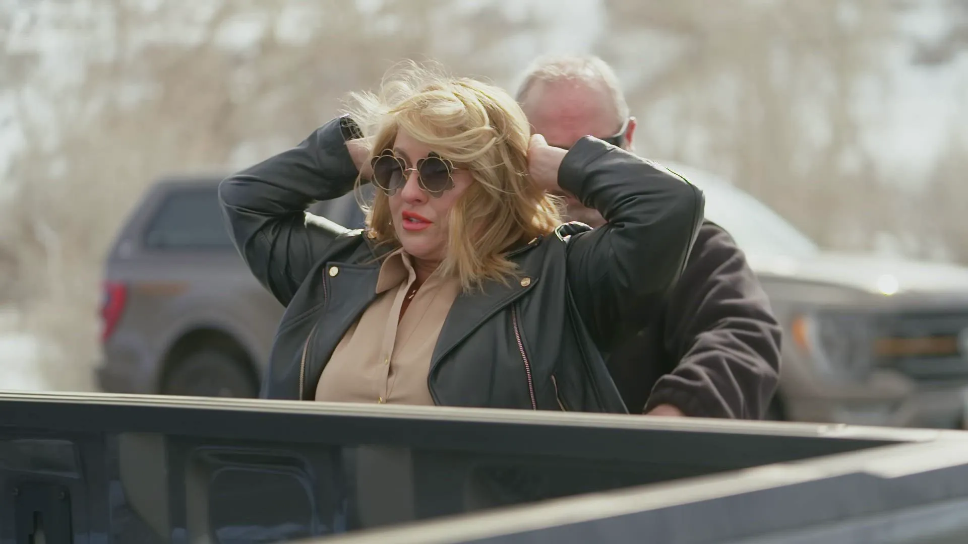 thumbnail - S9:E3 You Thought You Had A Friend