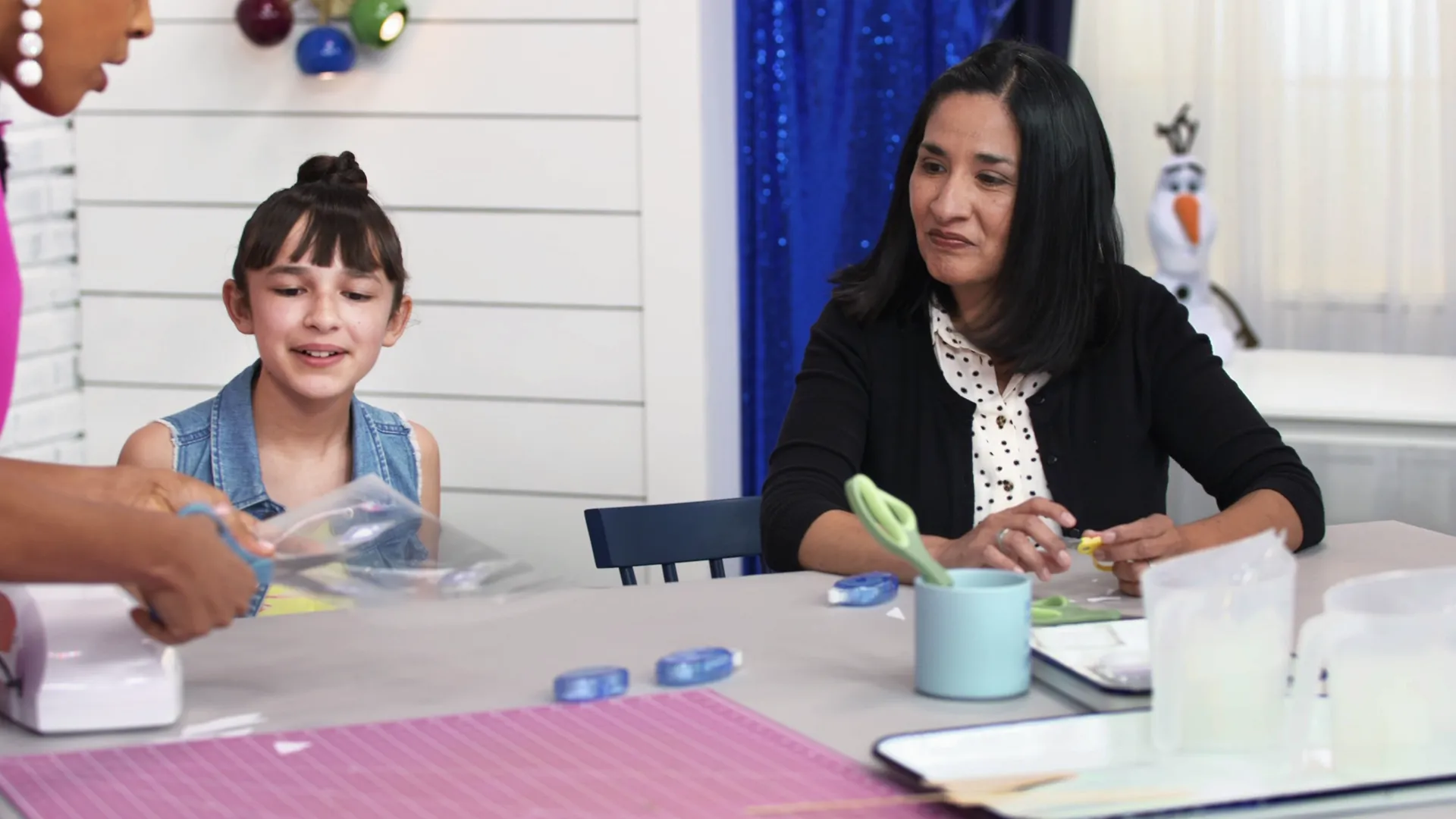 thumbnail - S1:E3 Frozen 2: Soap