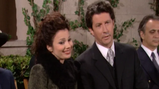 thumbnail - S6:E2 Fran Gets Shushed