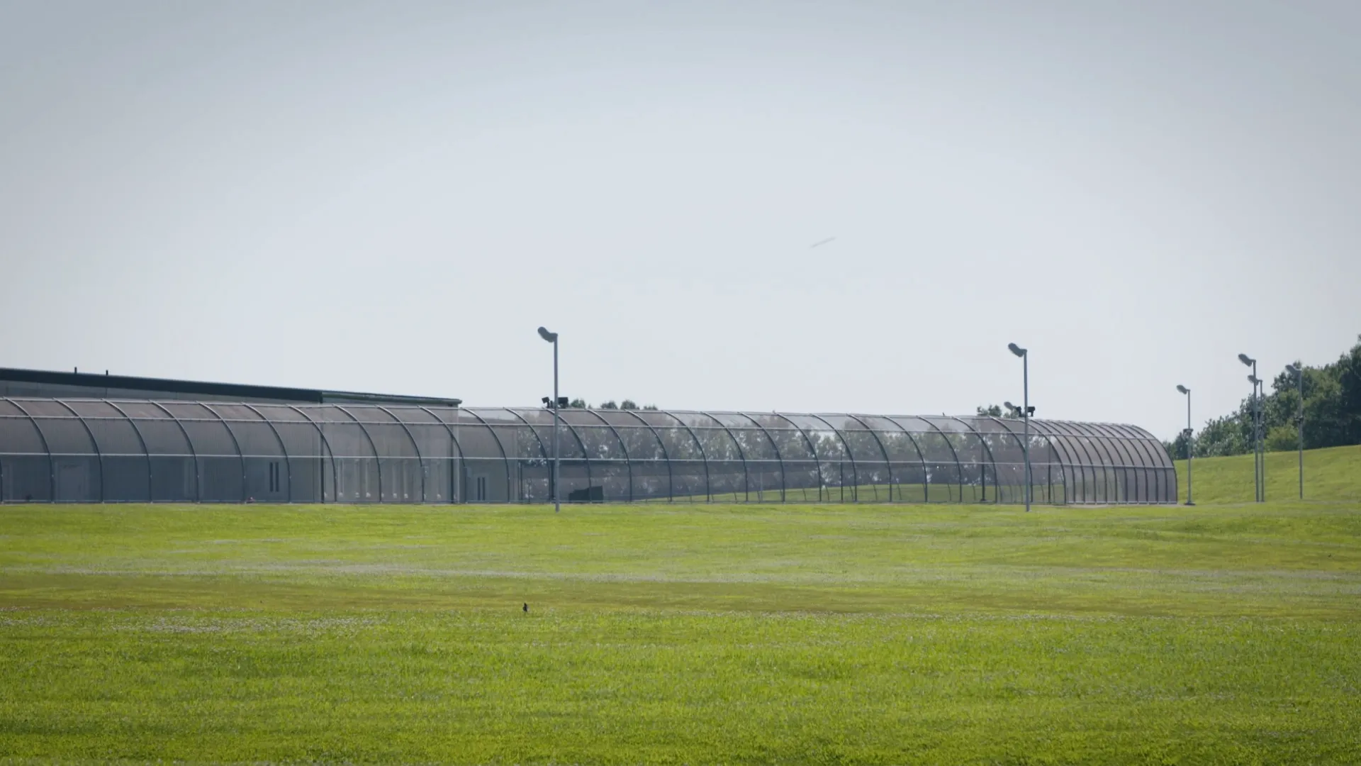 thumbnail - S1:E1 Born a Prisoner