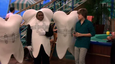 thumbnail - S3:E6 Bon Voyage