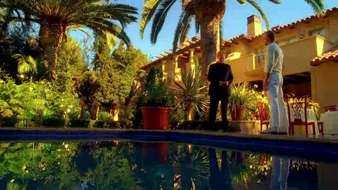 thumbnail - S5:E9 Going, Going, Gone