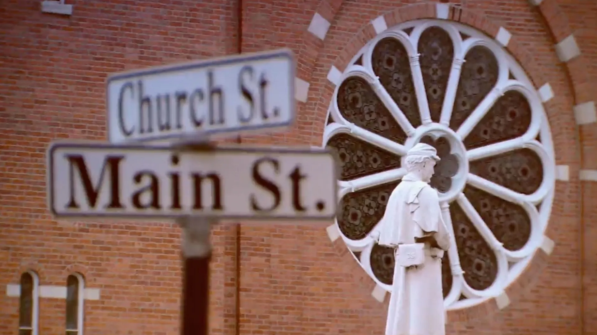 thumbnail - S1:E2 Houghton Mansion - North Adams, MA