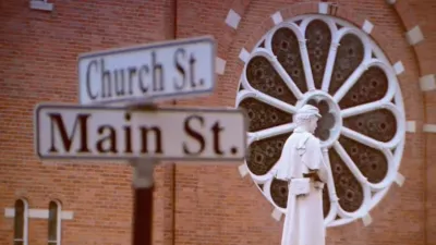 thumbnail - S1:E2 Houghton Mansion - North Adams, MA