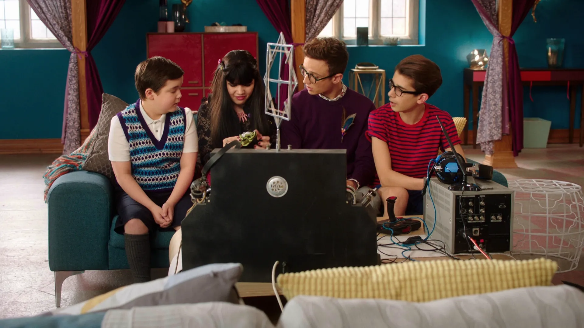 thumbnail - S2:E5 Rags to Riches