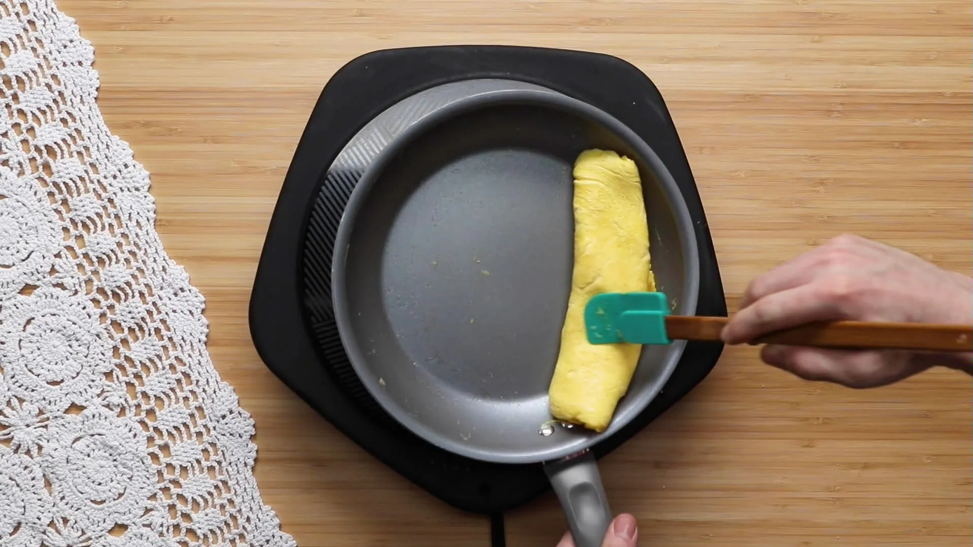 thumbnail - S5:E1 The Best Homemade Omelets You'll Ever Eat